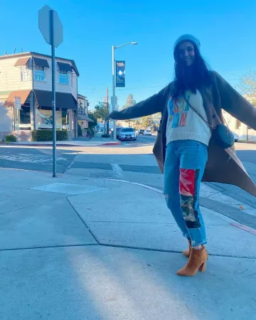 La tenue de Nina Dobrev sur son compte Instagram @nina