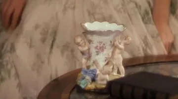 Vintage porcelain vase of Scarlett (Vivien Leigh) in Gone with the Wind movie