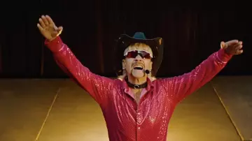 Oakley Visor Sunglasses worn by Joe Exotic (John Cameron Mitchell) as seen in Joe vs Carole TV series (Season 1 Episode 1)