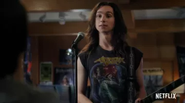 T-shirt Anthrax « Spreading the Disease Tour » porté par Hunter Sylvester (Adrian Greensmith) vu dans Metal Lords