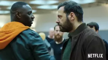 Le blouson marron porté par François Monge (Laurent Lafitte) dans le film Loin du Périph