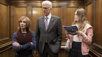 Striped Blue Long sleeve T-shirt worn by Arpi Meskimen (Holly Hunter) as seen in Mr. Mayor TV series wardrobe (S02E02)