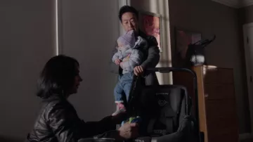 UPPAbaby MESA Infant Car Seat and Stroller used by Howie 'Chimney' Han (Kenneth Choi) as seen in 9-1-1 (S05E12)
