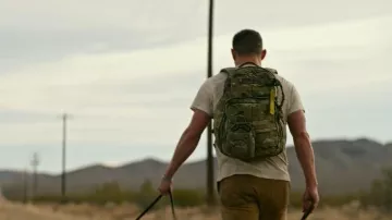 5.11 Sac à dos tactique Camo porté par Jackson Briggs (Channing Tatum) dans des tenues de film pour chiens