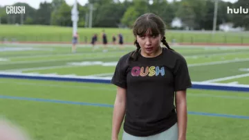T-shirt noir Gush porté par Paige (Rowan Blanchard) vu dans le film Crush