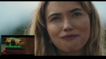 Gold Shooting Star Earrings worn by Autumn (Imogen Poots) in Outer Range TV show wardrobe (Season 1)