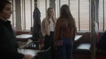 La Ligne New York Mini Marin Cardigan worn by Cassie Bowden (Kaley Cuoco) as seen in The Flight Attendant (S01E08)