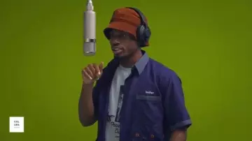 La chemise Bedlam bleu marine portée par Denzel Curry dans son clip Diet_ | A COLORS SHOW