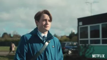 Vans Daleside Colorblock Hooded Windbreaker
worn by Nick Nelson (Kit Connor) as seen in Heartstopper TV series outfits (Season 1)