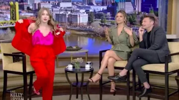 Magda Butrym Pantalones de lana cónica y Blazer en rojo usado por Julianne Hough como se ve en LIVE con Kelly y Ryan