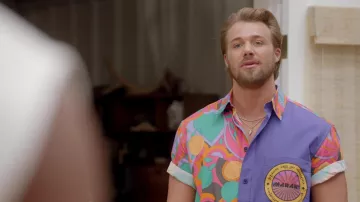 Chemise en coton imprimée Isabel Marant Labili portée par JJ Parker (Hunter Clowdus) telle que vue dans les tenues de la série télévisée américaine (saison 4 épisode 20)