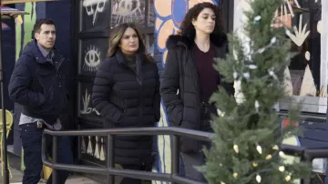 Mackage Long Down Coat Jacket worn by Olivia Benson (Mariska Hargitay) as seen in Law & Order: Special Victims Unit TV show wardrobe (S23E17)