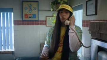 Camisa Button Up verde claro impresa en Quiksilver usada por Argyle (Eduardo Franco) como se ve en Stranger Things (S04E03)