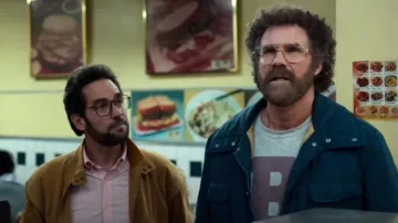 Veste Zip bleue des années 70 portée par Marty Markowitz (Will Ferrell) telle que vue dans les tenues de la série télévisée The Shrink Next Door (saison 1)