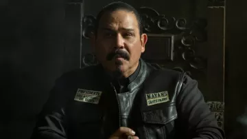 Mayans Southern Cali M.C. Patch on Biker Vest Jacket worn by Marcus Alvarez (Emilio Rivera) in Mayans M.C. (S04E02)