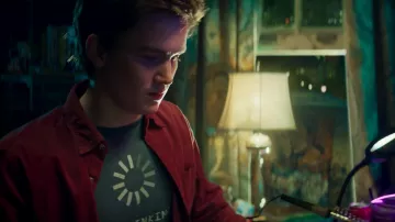 Camiseta de I'M Thinking usada por Bruno Carrelli (Matt Lintz) en el vestuario del programa de televisión Ms. Marvel (Temporada 1 Episodio 1)