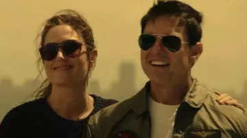 Sunglasses worn by Penny Benjamin (Jennifer Connelly) in Top Gun: Maverick movie wardrobe