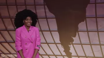 Max Mara Pink Blazer Jacket worn by Ayo Edebiri in The Daily Show with Trevor Noah