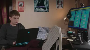 Baskets Puam Suede portées par Tyler (Uly Schlesinger) comme on le voit dans les tenues de film Jerry & Marge Go Large