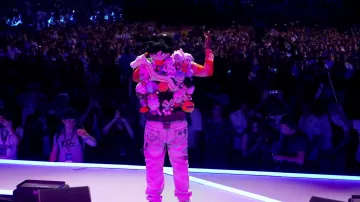Kekra's Jeans Aaucarre in during KCX 2 at the Accor Arena on June 21, 2022