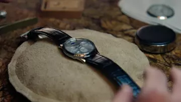 Montre Jaeger-LeCoultre Master Ultra Thin Perpetual Stainless Steel vue dans le film Doctor Strange in the Multiverse of Madness