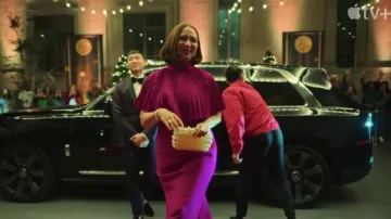 Cult Gaïa Clutch bag worn by Molly (Maya Rudolph) as seen in Loot TV series wardrobe (Season 1)