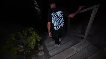 The t-shirt "From Weyz With Love" worn by Inoxtag in the YouTube video Inoxtag takes us back to the Villa of Mexico by Boat! #1