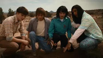 Converse Vintage Canvas Chuck 70 High Top Canvas Sneakers usado por Mike Wheeler (Finn Wolfhard) como se ve en Stranger Things (S04E08)