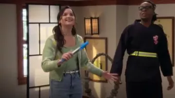 La Hearts Heartbreaker Cami Top porté par Lex (Jules LeBlanc) vu dans Side Hustle (S02E07)