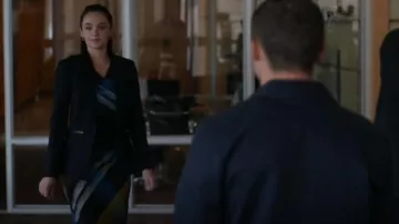 Roland mouret Bea­dle Print Dress worn by Renn Randall (Christina Ochoa) as seen in Animal Kingdom (S06E05)