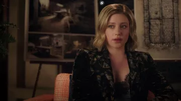 Veronica Beard Veste Dickey longue et maigre portée par Betty Cooper (Lili Reinhart) vue dans Riverdale (S06E17)