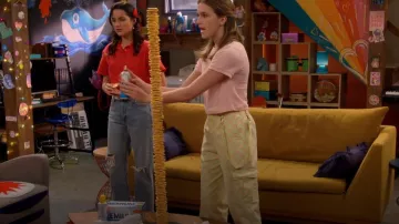 Bdg Loose Baggy High-Waisted Jean worn by Lex (Jules LeBlanc) as seen in Side Hustle (S02E20)
