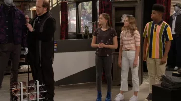 7 For All Mainkind High Waist Slim Kick avec poches avant portées par Lex (Jules LeBlanc) comme on le voit dans Side Hustle (S01E01)