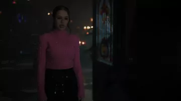 David Koma Rib Knit Sweater porté par Cheryl Blossom (Madelaine Petsch) vu dans Riverdale (S06E16)