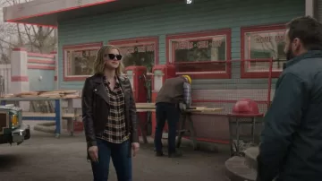 Treasure and Bond Plaid Boyfriend Shirt porté par Betty Cooper (Lili Reinhart) vu dans Riverdale (S06E15)