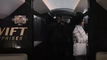 Lita By Ciara Graphic Check Princess Coat porté par Lorraine Swift (April Parker Jones) vu dans Tom Swift (S01E01)