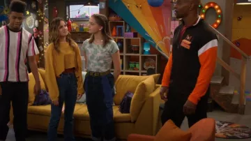 Jeans Bdg Blaine Color Block portés par Presley (Jayden Bartels) vus dans Side Hustle (S01E13)