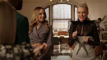 Corset Bustier perlé Maticevski gravé porté par Alexis Carrington (Elaine Hendrix) vu dans Dynasty (S05E07)