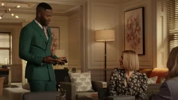 Etro Paisley Button-Down Shirt usado por Jeff Colby (Sam Adegoke) como se ve en Dynasty (S05E07)