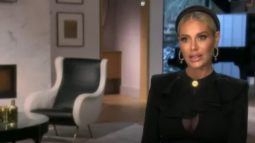 Balmain Ruffled Knit Bodysuit usado por Dorit Kemsley como se ve en The Real Housewives of Beverly Hills (S12E02)