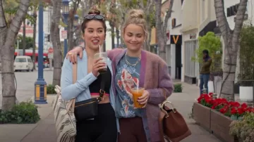 Re/Done 90s Oversized Cardigan worn by Maggie (Rebecca Rittenhouse) as seen in Maggie (S01E01)