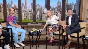 Adam Lippes Button Down A Line Skirt worn by Kelly Ripa as seen in LIVE with Kelly and Ryan on 11 July 2022