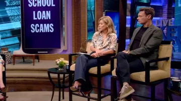 Gianvito Rossi Portofino 105 Velvet Sandals worn by Kelly Ripa as seen in LIVE with Kelly and Ryan on 14 July 2022