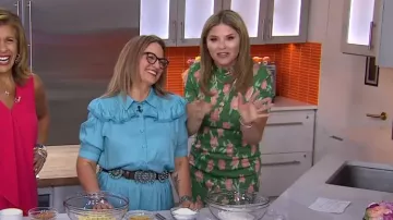 Ceinture vestimentaire Zara Jacquard portée par Jenna Bush Hager vue dans Today with Hoda & Jenna le 14 juillet 2022