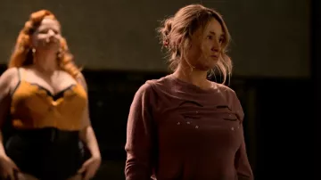 Sudadera Wildfox Sleeping Beauty Baggy Beach Jumper usada por Davia Moss (Emma Hunton) como se ve en Good Trouble (S04E08)