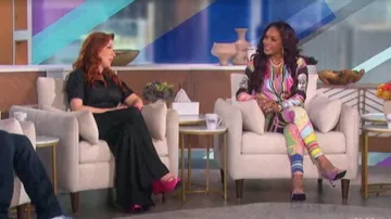 Versace Barocco Print Leggings worn by Vivica A. Fox as seen in The Talk on 11 July 2022