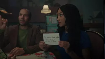 Majorelle Denitza Chenille Top usado por Tabitha Tate (Erinn Westbrook) como se ve en Riverdale (S06E07)