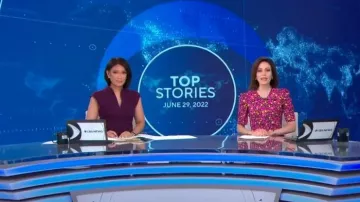 Nanette Lepore Plum Flare Dress portée par Elaine Quijano vue dans CBS Mornings le 29 juin 2022