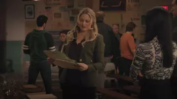 Smythe Duchess Blazer worn by Alice Cooper (Mädchen Amick) as seen in Riverdale (S06E08)