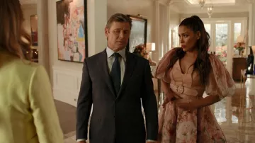 Mini robe Zimmermann Dancer Garden-Print portée par Cristal Carrington (Daniella Alonso) vue dans Dynasty (S05E16)
